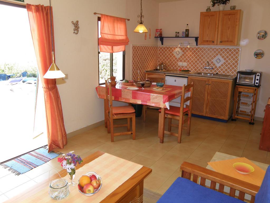 Bungalows El Paradiso Tazacorte Cameră foto